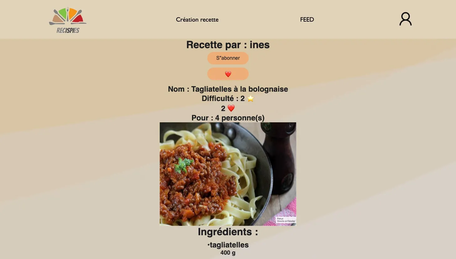 La fiche d'une recette, avec son auteur, sa difficulté, le nombre de « j'aime » et la liste des ingrédients. On peut aimer la recette ou s'abonner à son auteur.